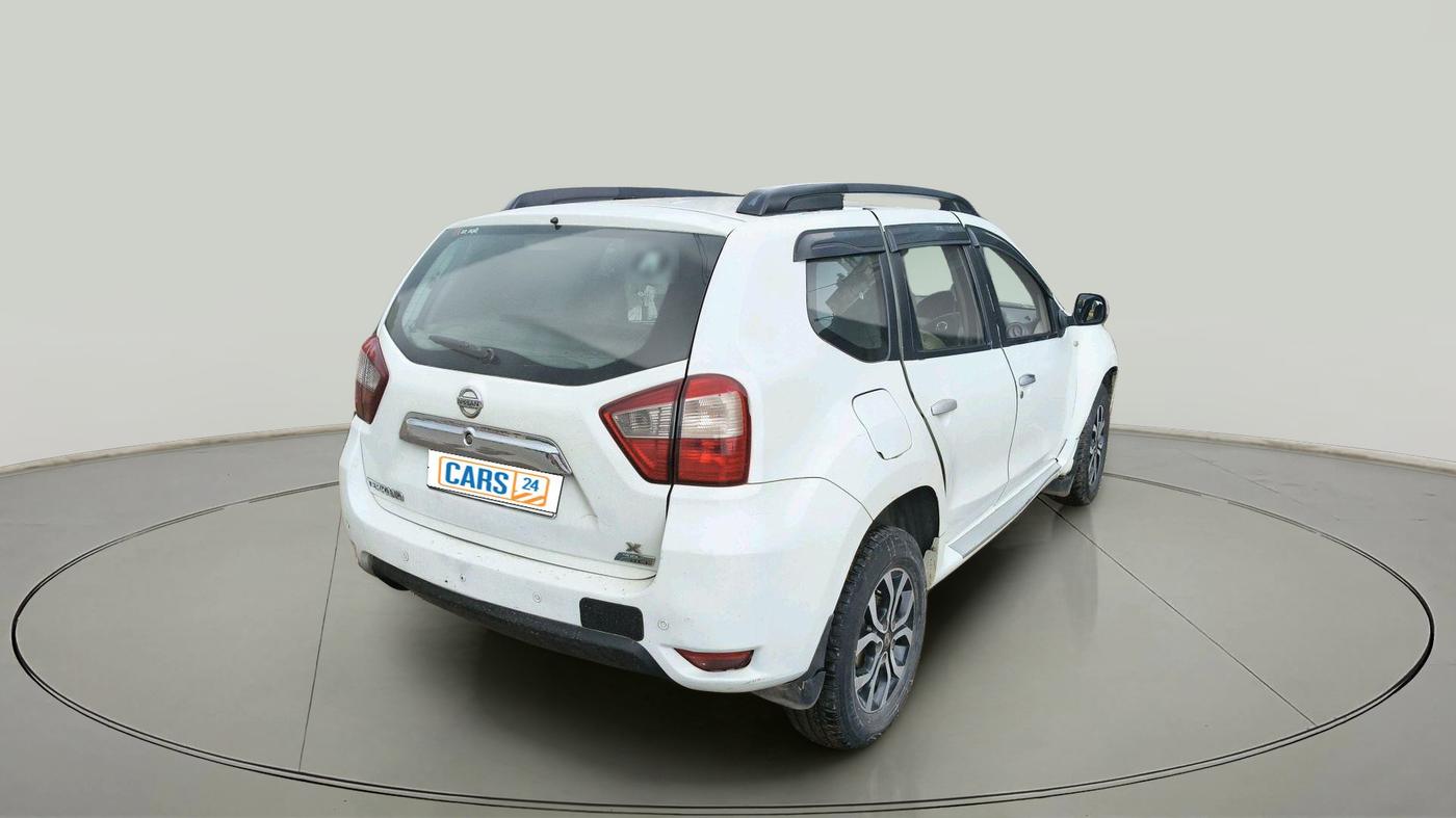 2014 Nissan Terrano XL D PLUS, Diesel, Manual, 2,30,001 km, exterior