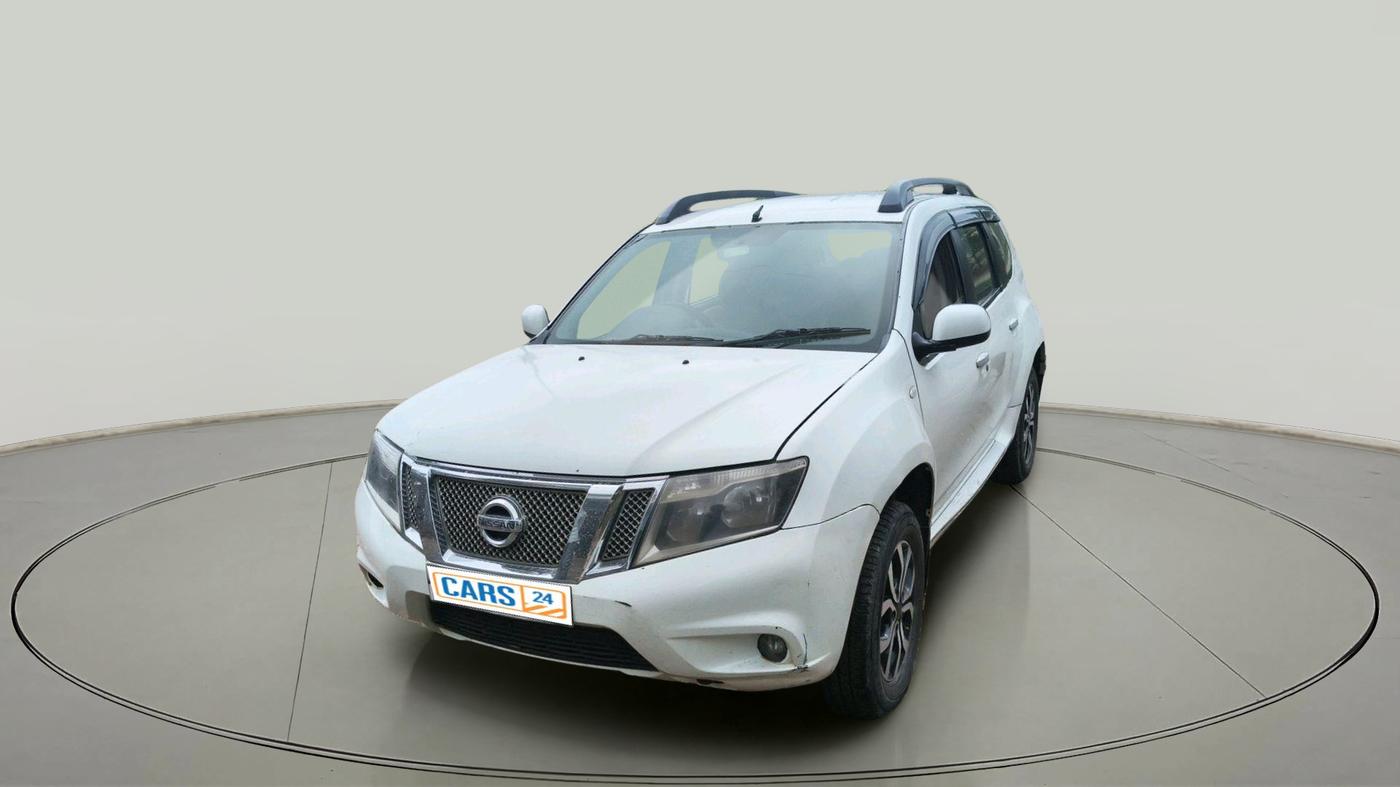 2014 Nissan Terrano XL D PLUS, Diesel, Manual, 2,30,001 km, exterior