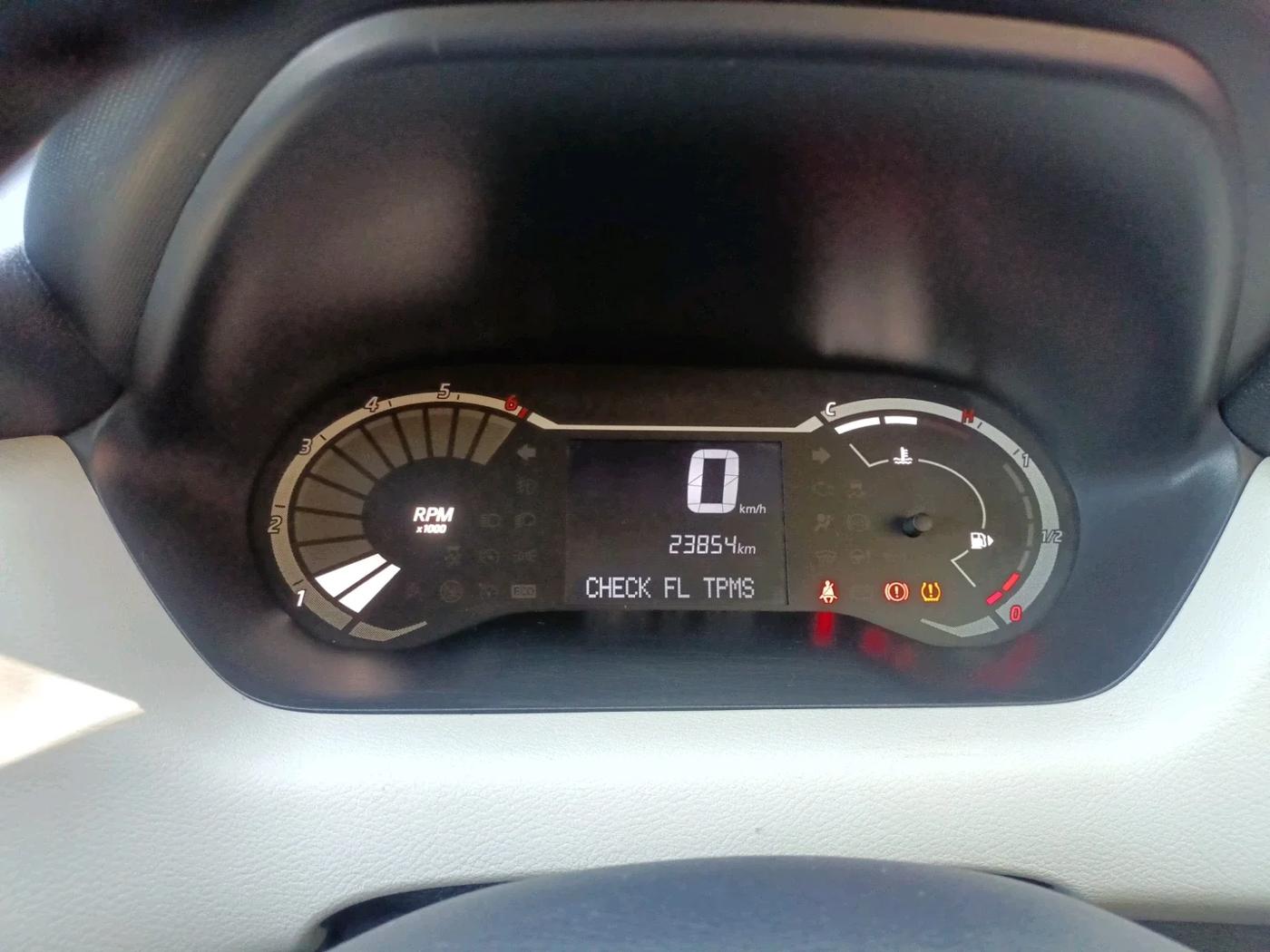 2023 Nissan MAGNITE XE, Petrol, Manual, 23,854 km, interior