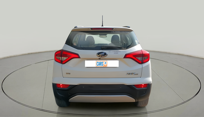 2019 Mahindra XUV300 W8 (O) 1.5 DIESEL, Diesel, Manual, 1,14,847 km, exterior