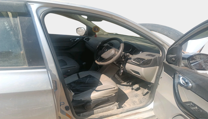 2018 Tata Tiago XZ PETROL, Petrol, Manual, 79,644 km, interior