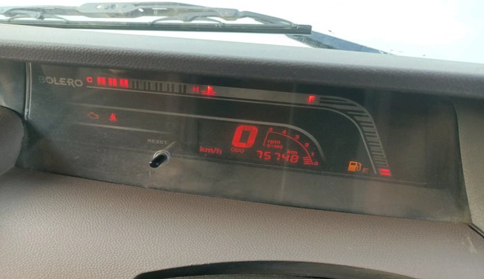 2015 Mahindra Bolero ZLX BS IV, Diesel, Manual, 75,748 km, interior