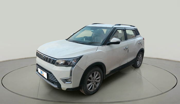 2019 Mahindra XUV300 W8 1.2 PETROL, Petrol, Manual, 1,32,140 km, exterior