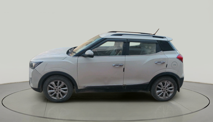 2019 Mahindra XUV300 W8 1.2 PETROL, Petrol, Manual, 1,32,140 km, exterior