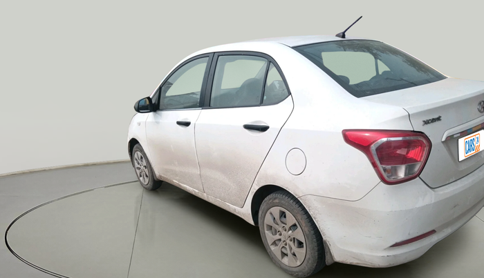 2015 Hyundai Xcent BASE 1.2, Petrol, Manual, 1,44,551 km, exterior