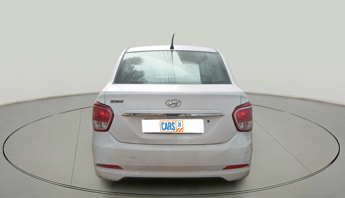 2015 Hyundai Xcent BASE 1.2, Petrol, Manual, 1,44,551 km, exterior