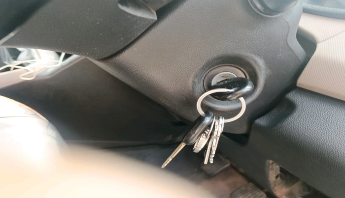 2015 Hyundai Xcent BASE 1.2, Petrol, Manual, 1,44,551 km, interior