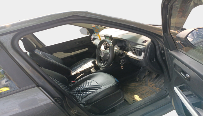 2022 Tata PUNCH PURE MT, Petrol, Manual, 52,722 km, interior