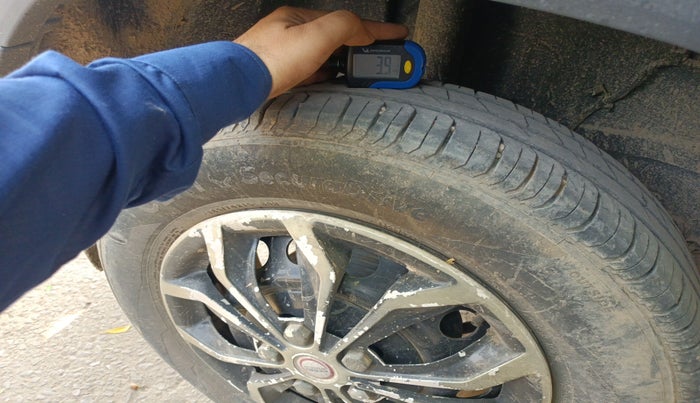 2022 Tata PUNCH PURE MT, Petrol, Manual, 52,722 km, tyre