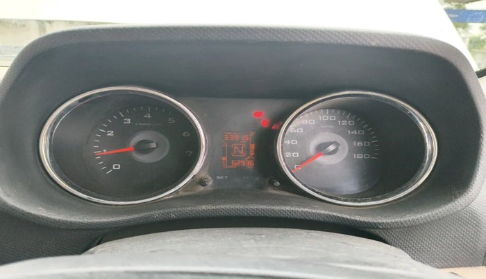 2016 Mahindra TUV300 T8, Diesel, Manual, 62,936 km, interior