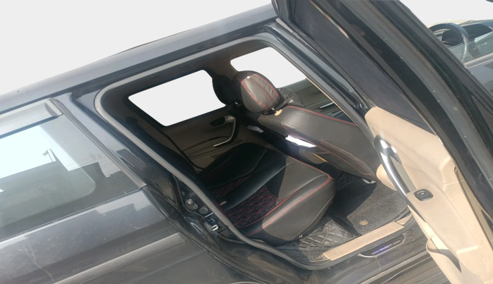 2023 Mahindra BOLERO NEO N10 R, Diesel, Manual, 48,715 km, interior