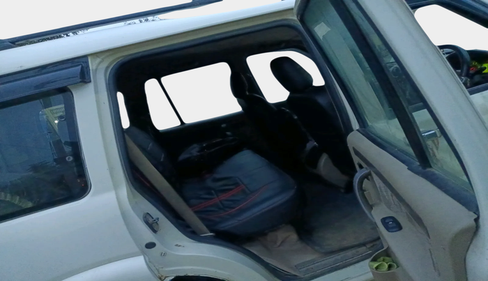 2012 Mahindra Scorpio VLX 2WD BS-III, Diesel, Manual, 1,30,480 km, interior
