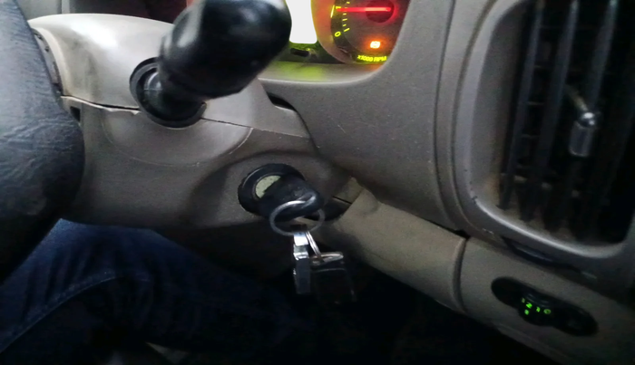 2012 Mahindra Scorpio VLX 2WD BS-III, Diesel, Manual, 1,30,480 km, interior