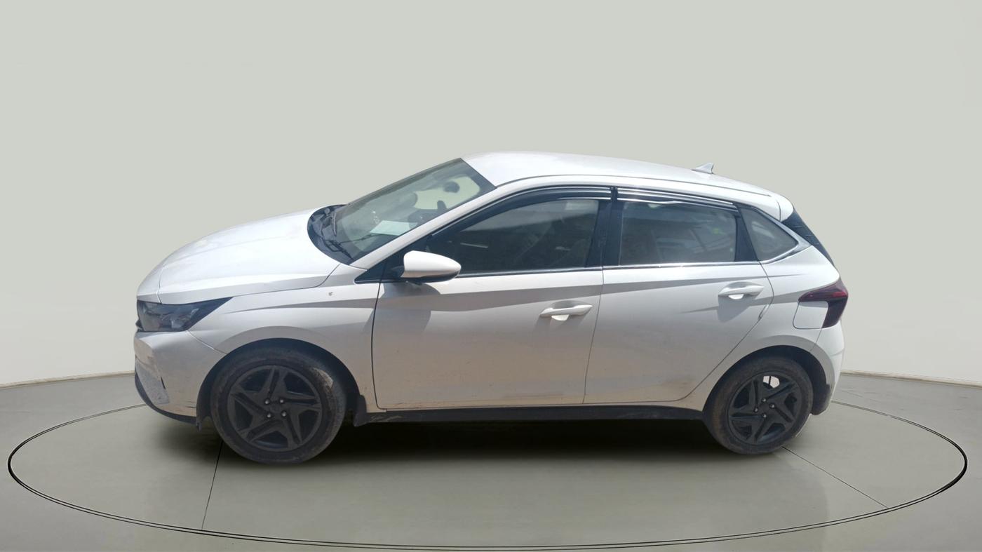 2021 Hyundai NEW I20 SPORTZ 1.2 MT, Petrol, Manual, 65,770 km, exterior