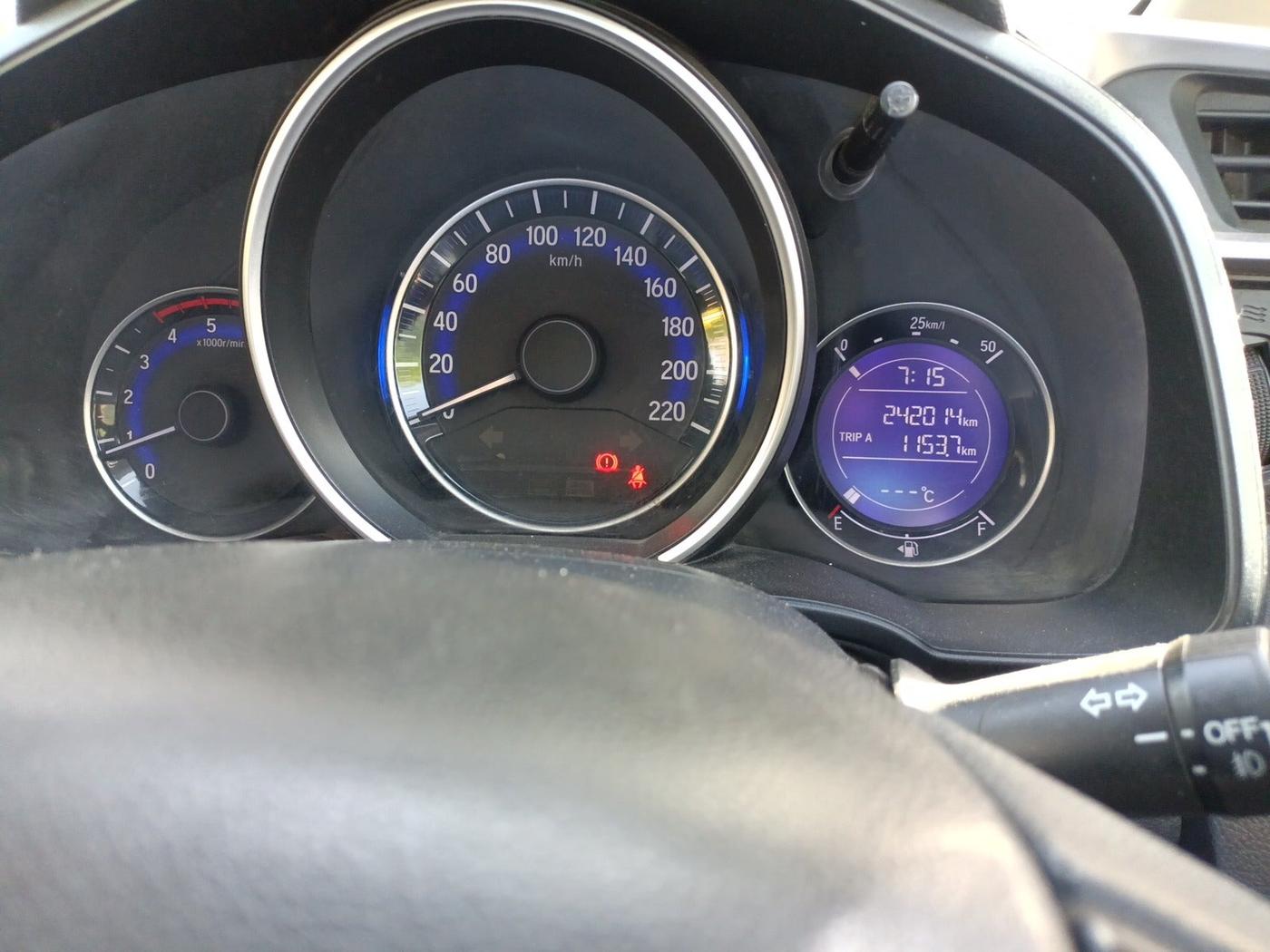 2017 Honda WR-V 1.5L I-DTEC VX MT, Diesel, Manual, 2,42,014 km, interior