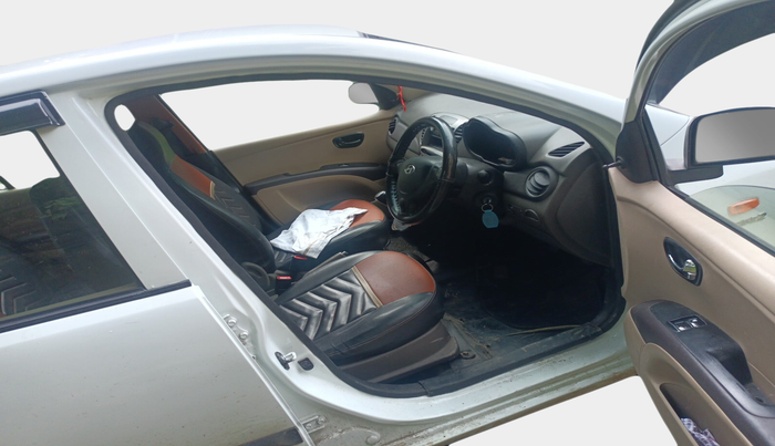2012 Hyundai i10 ERA 1.1, Petrol, Manual, 74,412 km, interior