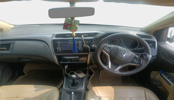 2016 Honda City 1.5L I-DTEC V, Diesel, Manual, 1,39,636 km, interior