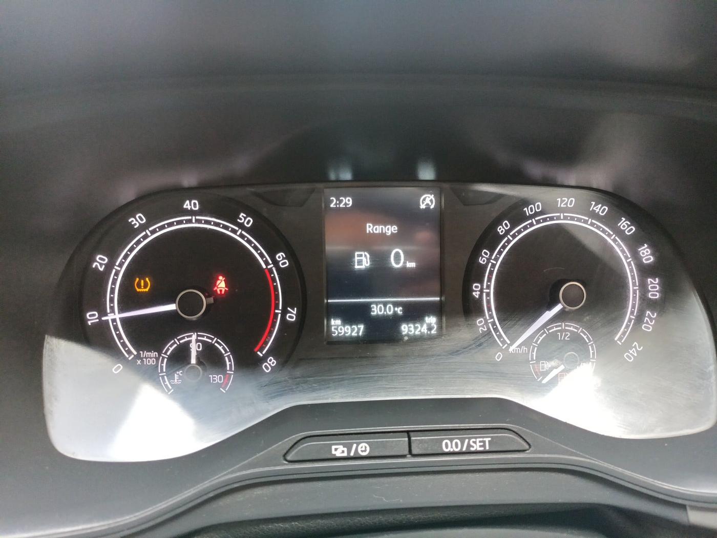 2023 Skoda KUSHAQ AMBITION 1.0L TSI MT, Petrol, Manual, 59,927 km, interior