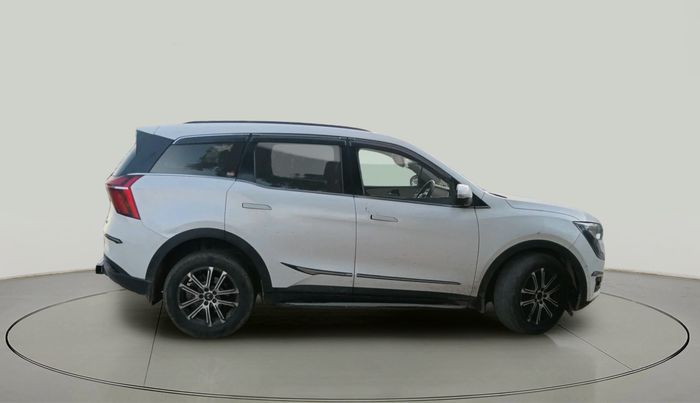 2023 Mahindra XUV700 AX 7 LUXURY D AT 7 STR, Diesel, Automatic, 1,04,251 km, exterior