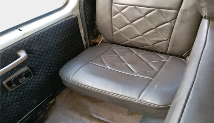 2014 Mahindra Bolero SLX BS IV, Diesel, Manual, 1,54,927 km, interior