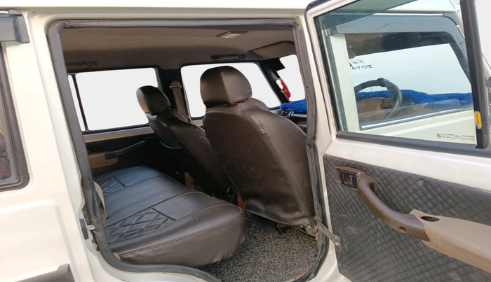 2014 Mahindra Bolero SLX BS IV, Diesel, Manual, 1,54,927 km, interior