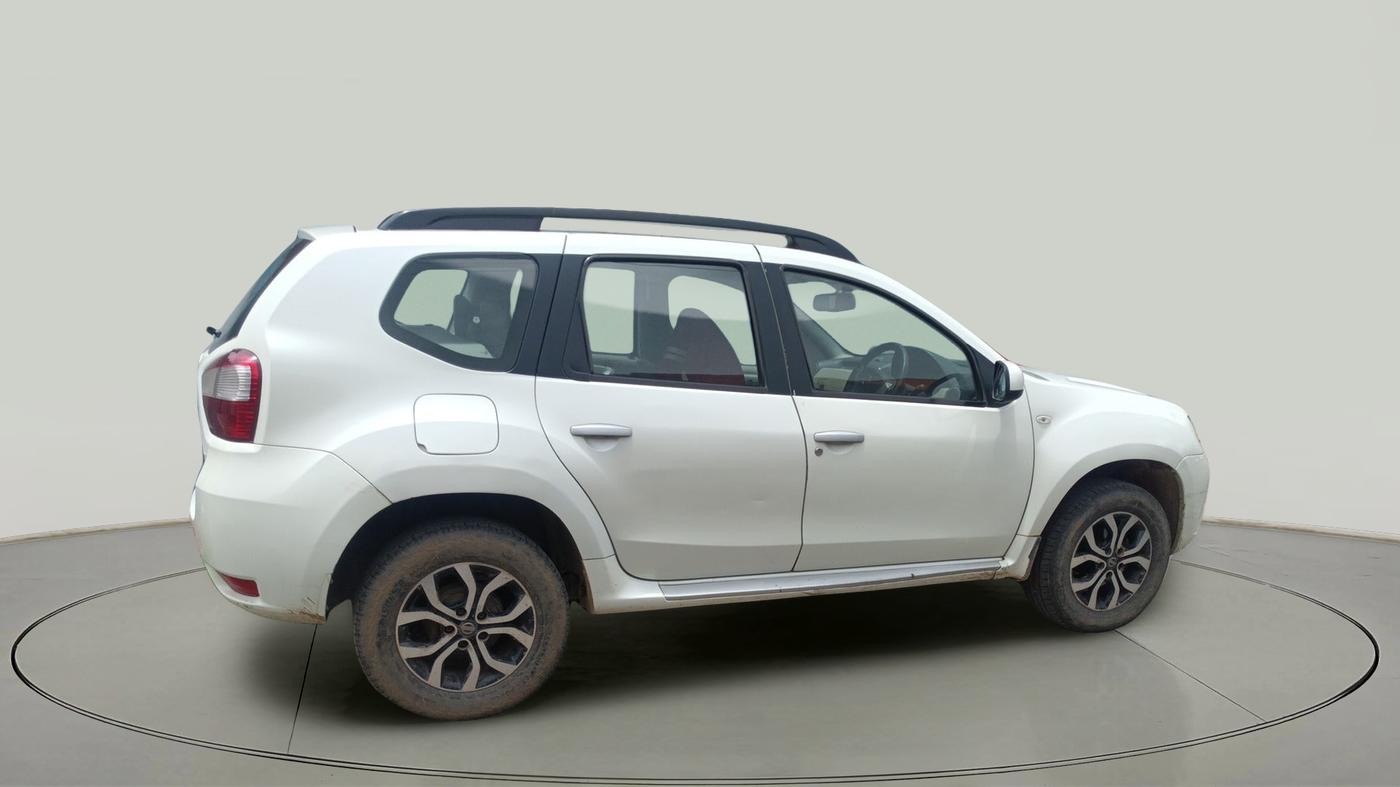 2015 Nissan Terrano XL (D), Diesel, Manual, 1,46,065 km, exterior