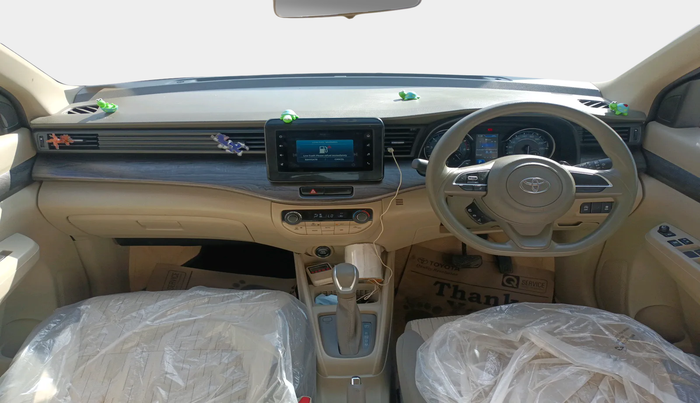 2024 Toyota RUMION G AT, Petrol, Automatic, 4,514 km, interior