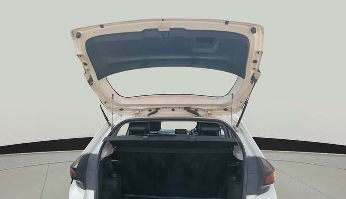 2021 Tata ALTROZ XZ PETROL, Petrol, Manual, 16,603 km, exterior