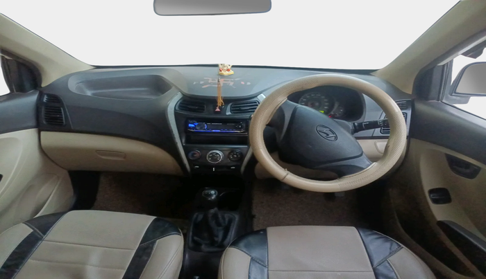 2017 Hyundai Eon ERA +, Petrol, Manual, 31,889 km, interior