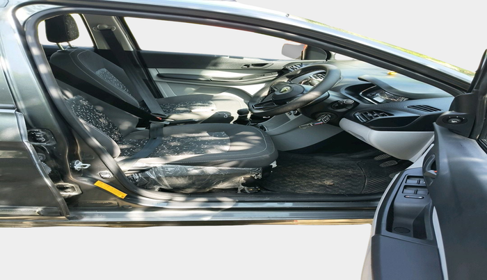 2024 Tata Tiago XM PETROL, Petrol, Manual, 7,530 km, interior