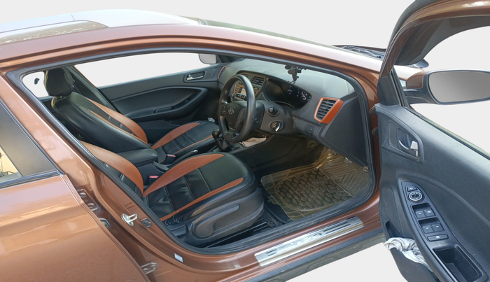 2017 Hyundai i20 Active 1.2, Petrol, Manual, 62,900 km, interior