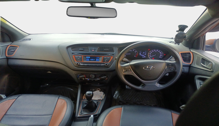 2017 Hyundai i20 Active 1.2, Petrol, Manual, 62,900 km, interior