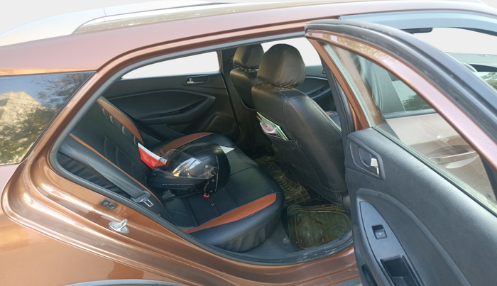 2017 Hyundai i20 Active 1.2, Petrol, Manual, 62,900 km, interior