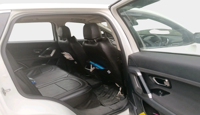 2023 Tata Harrier XTA 2.0L KRYOTEC PLUS, Diesel, Automatic, 42,357 km, interior