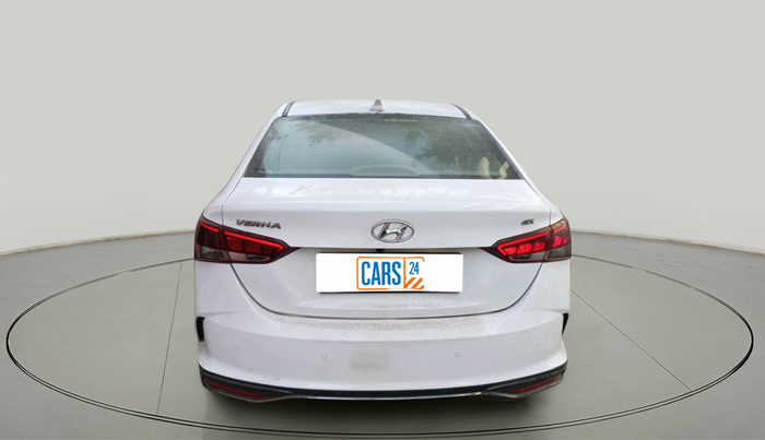 2022 Hyundai Verna SX 1.5 VTVT, Petrol, Manual, 1,04,523 km, exterior