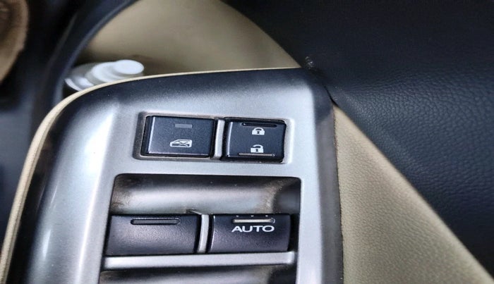 2014 Honda City 1.5L I-VTEC VX, Petrol, Manual, 1,04,532 km, interior