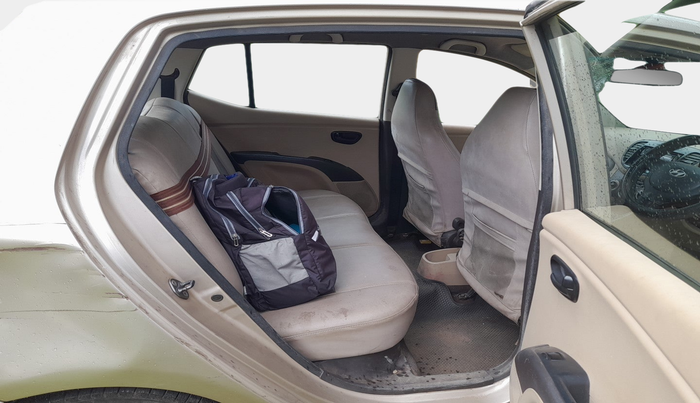 2010 Hyundai i10 MAGNA 1.2, Petrol, Manual, 66,425 km, interior
