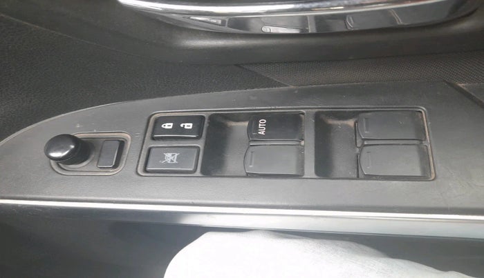 2017 Maruti S Cross ZETA 1.3, Diesel, Manual, 1,06,906 km, interior