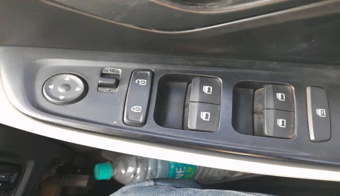 2020 Hyundai Creta E 1.5 PETROL, Petrol, Manual, 32,964 km, interior