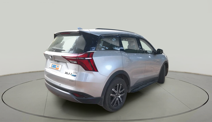 2023 Mahindra XUV700 AX 7 P MT 7 STR, Petrol, Manual, 17,379 km, exterior
