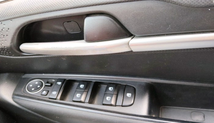 2023 KIA SONET HTK PLUS 1.2, Petrol, Manual, 63,979 km, interior