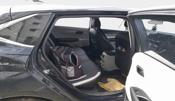 2024 Hyundai NEW I20 SPORTZ 1.2 MT, Petrol, Manual, 32,500 km, interior