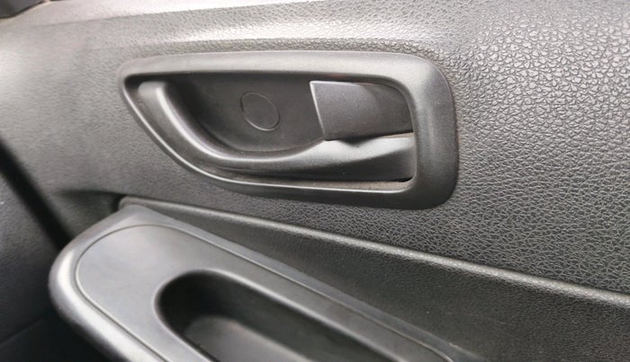 2018 Tata Zest XE 75PS DIESEL, Diesel, Manual, 1,20,496 km, interior