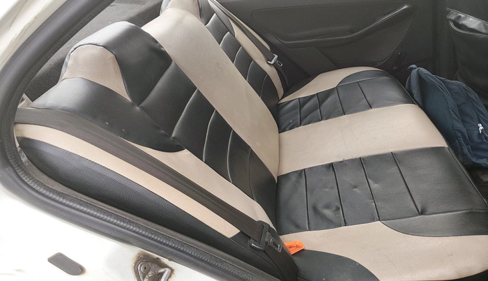 2018 Tata Zest XE 75PS DIESEL, Diesel, Manual, 1,20,496 km, interior