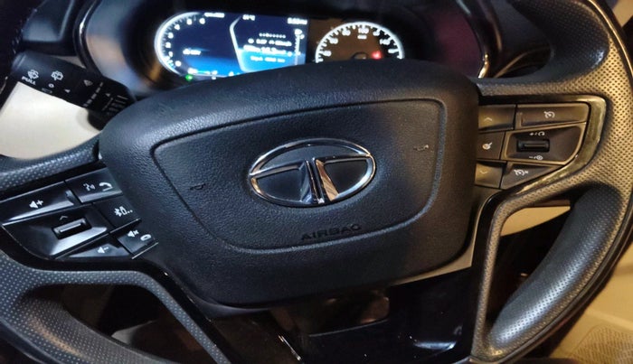 2022 Tata Safari XZ PLUS, Diesel, Manual, 47,836 km, interior