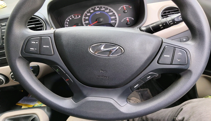 2016 Hyundai Grand i10 SPORTZ 1.2 KAPPA VTVT, Petrol, Manual, 91,922 km, interior