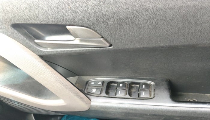 2017 Hyundai Creta SX PLUS AT 1.6 DIESEL, Diesel, Automatic, 67,932 km, interior