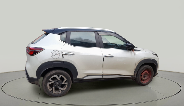 2021 Nissan MAGNITE XV PREMIUM DUAL TONE, Petrol, Manual, 76,141 km, exterior