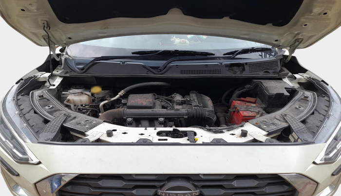 2021 Nissan MAGNITE XV PREMIUM DUAL TONE, Petrol, Manual, 76,141 km, exterior
