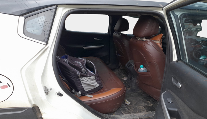 2021 Nissan MAGNITE XV PREMIUM DUAL TONE, Petrol, Manual, 76,141 km, interior
